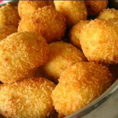A picture of Potatoes croquette.