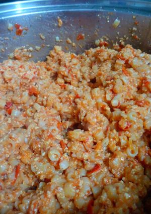 Una foto de Dedalitos en Salsa de Tomate con Ricotta y Oliva - Receta Fácil de Fin de Mes Económico