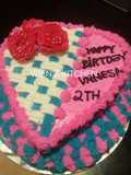 Kue tart tema love (2 susun)