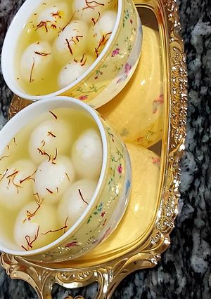 A picture of Rasgullah.
