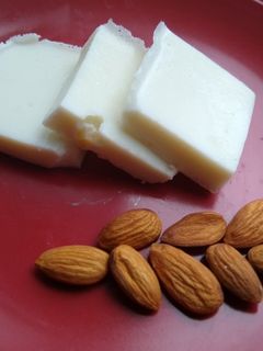 பாதாம் புட்டிங் (Badam Pudding Recipe In Tamil) செய்முறை முக்கிய புகைப்படம்