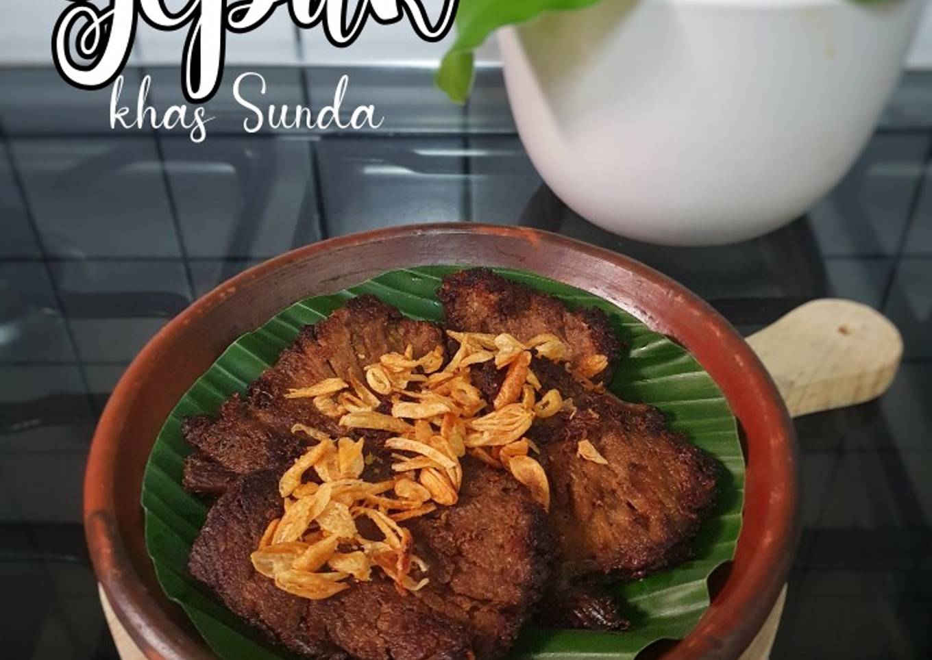 383. Gepuk khas Sunda