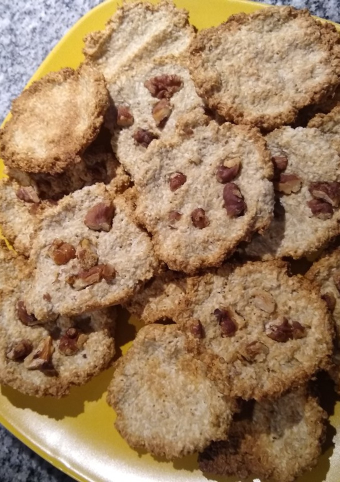 Una foto de Galletitas de avena y coco con nueces