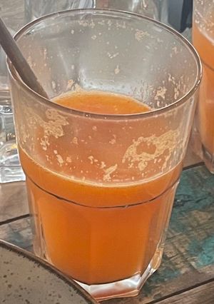 Una foto de Jugo de pimentón y limón