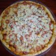 Pizza topping sosis