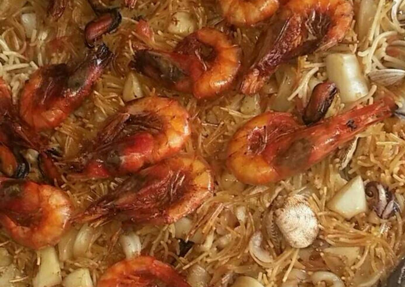 Fideuá de marisco