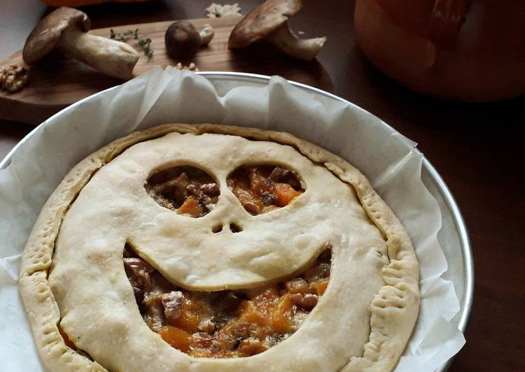 How to Prepare Veloce Tarte salata alla zucca Hokkaido e funghi cardoncelli