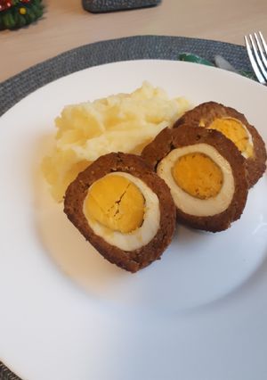 Stefánia vagdalt krumplipürével recept fotója