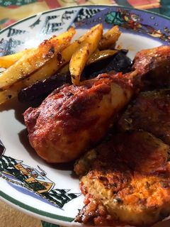Una foto de Pollo al horno con baño en salsa