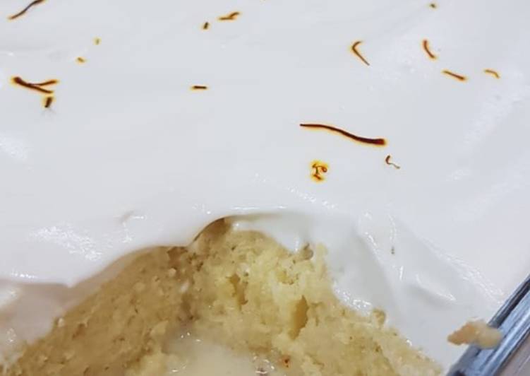 Recipe of Speedy Saffron Milk Cake (tres leches)