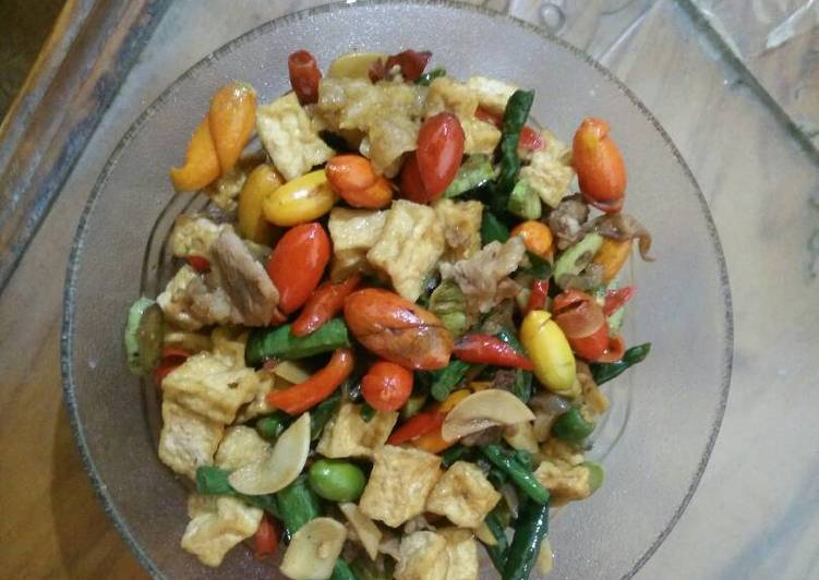 Langkah Mudah untuk Menyiapkan Oseng Tahu campur, Lezat