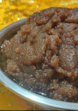 आटे का हलवा (atte ka halwa recipe in Hindi) रेसिपी मुख्य फोटो