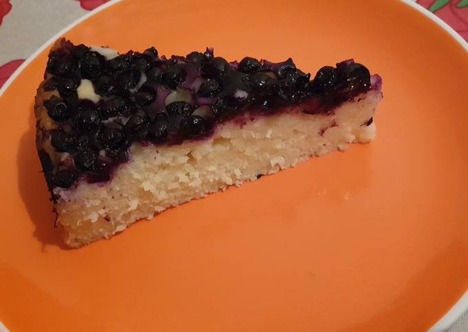 Черничный творожный пирог