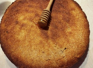 Φωτογραφία της συνταγής Κέικ ινδοκάρυδο με μέλι αλάδωτο
