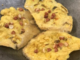 Peyek kacang tanah