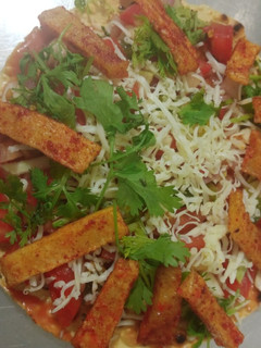 ચીઝ મસાલા પાપડ (Cheese Masala Papad Recipe In Gujarati) રેસીપી મુખ્ય ફોટો