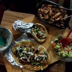 A picture of Chicken gyros.