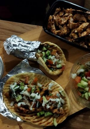 A picture of Chicken gyros.