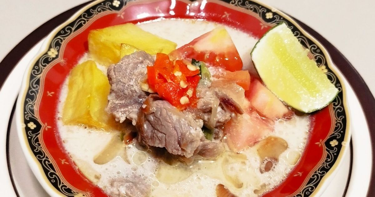Soto Betawi (santan dan susu)