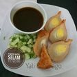 Pempek Kapal Selam (Tengiri)