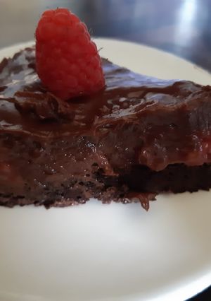 Málnás csokoládé torta recept fotója