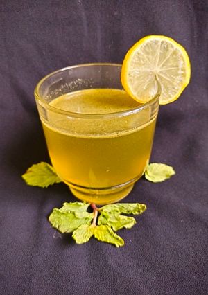 A picture of Minty lemon juice.