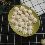 Hình của món Bánh meringue (làm bằng lòng trắng trứng).