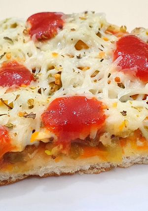 ફ્રેન્ચ બીન્સ પીઝા (French Beans Pizza Recipe in Gujarati) રેસીપી મુખ્ય ફોટો