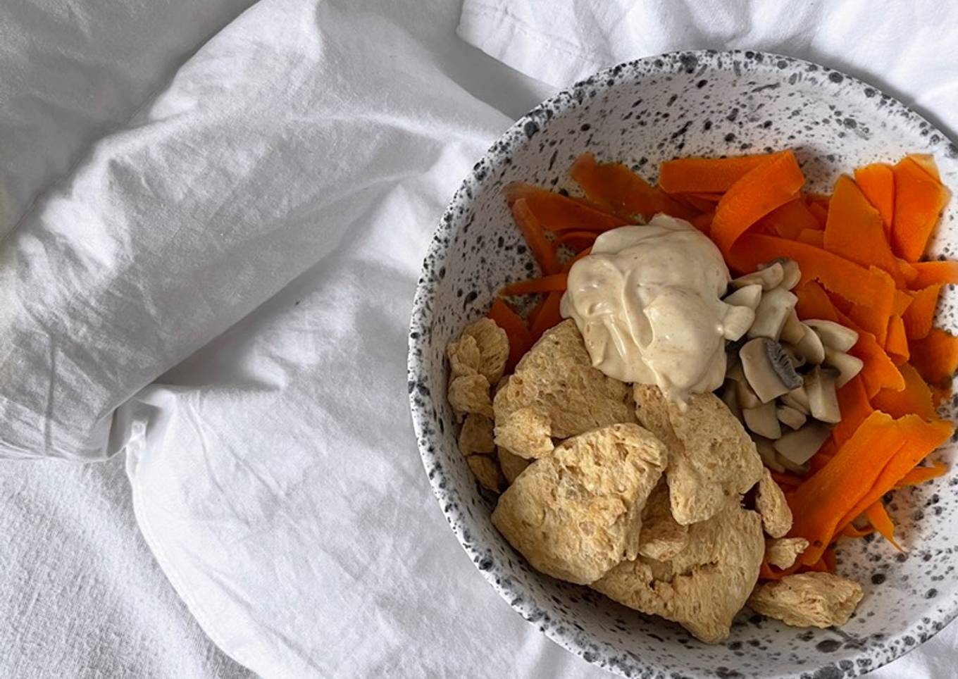 Tagliatelles de carottes aux champignons
