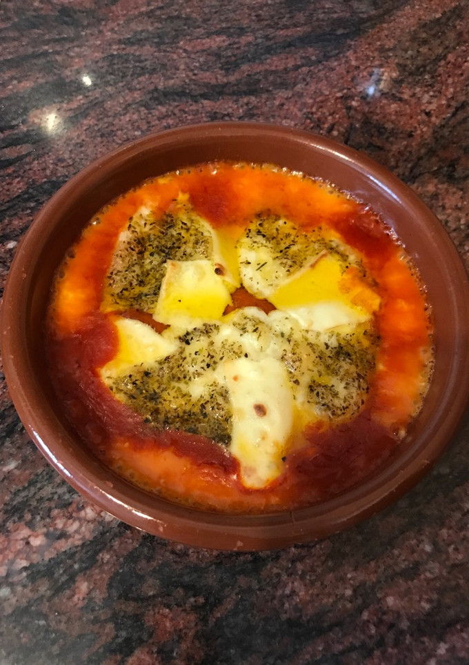 Una foto de Provolone con chorizo