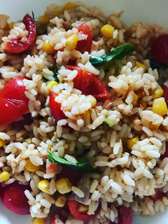Foto di Insalata di riso tonno mais e pomodorini#insalata #saladmania #cookpaditalia #contest