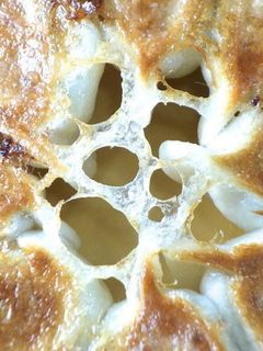 韓式泡菜 蕾絲冰花煎餃 影音示範 的食譜成品照片