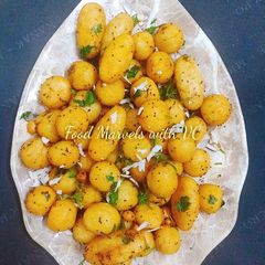 A picture of Sooji /Semolina Steamed Balls.