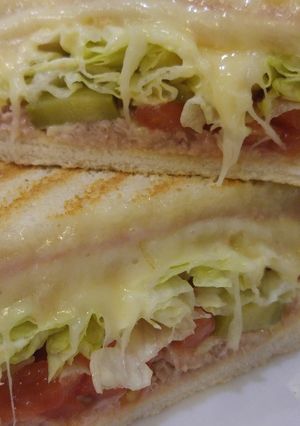 Una foto de Sándwich Karlos