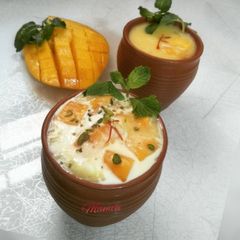 A picture of Shahi Mango Lassi.