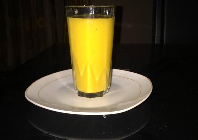 Step-by-Step Guide to Prepare Ultimate Mango and pineapple smoothie