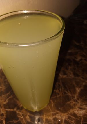 A picture of Lemonade.