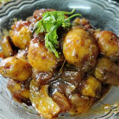Chilli baby potato A picture of Chilli baby potato.