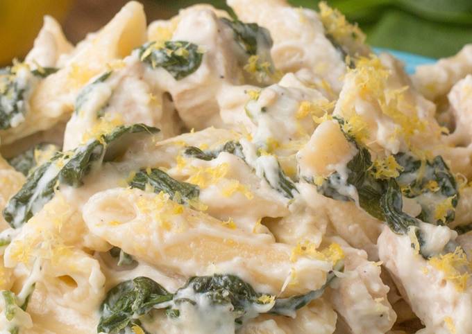 Cheesy lemon chicken pasta