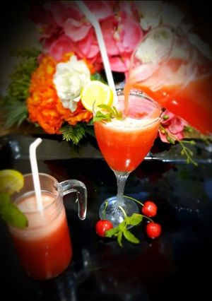A picture of Plum Mint Cooler.