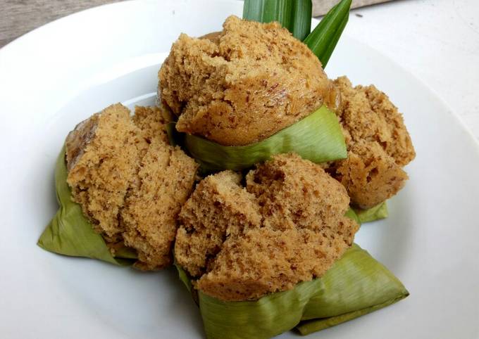 Kue Apem Pisang Gula Aren