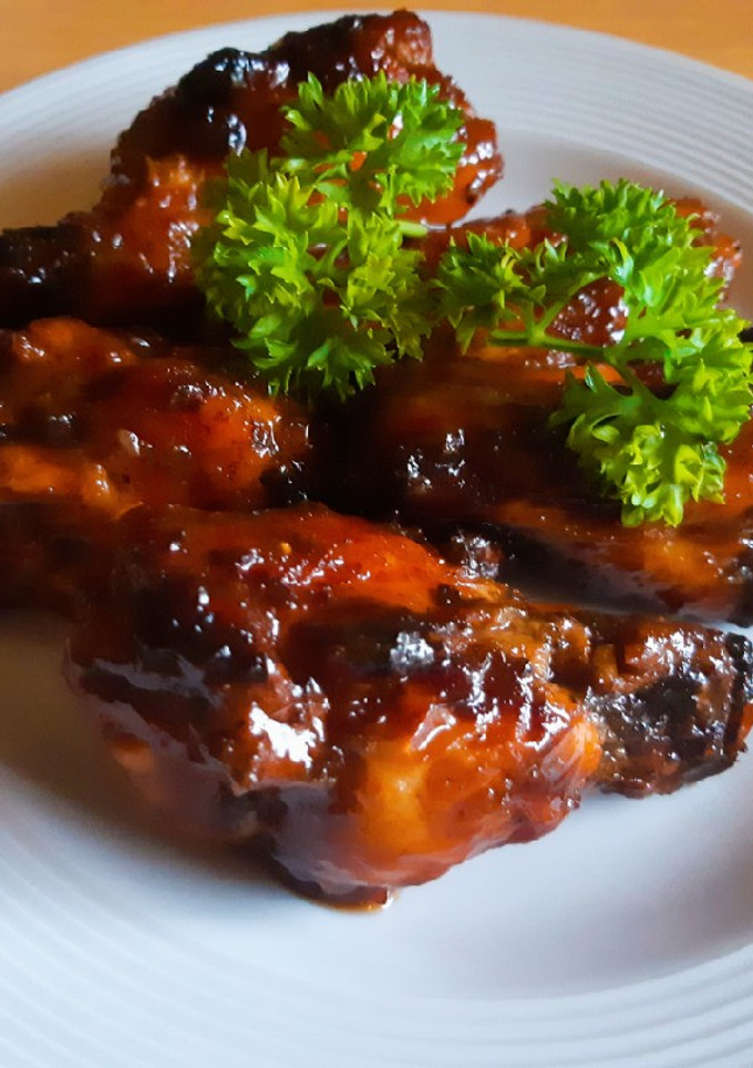 Una foto de ALITAS BBQ súper suculentas