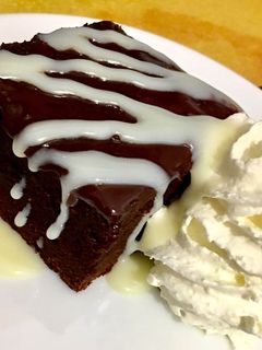 Una foto de Brownie de chocolate negro 🍫