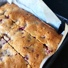 A picture of Raspberry and Coconut Blondies (dairy free!) 🥥😍.
