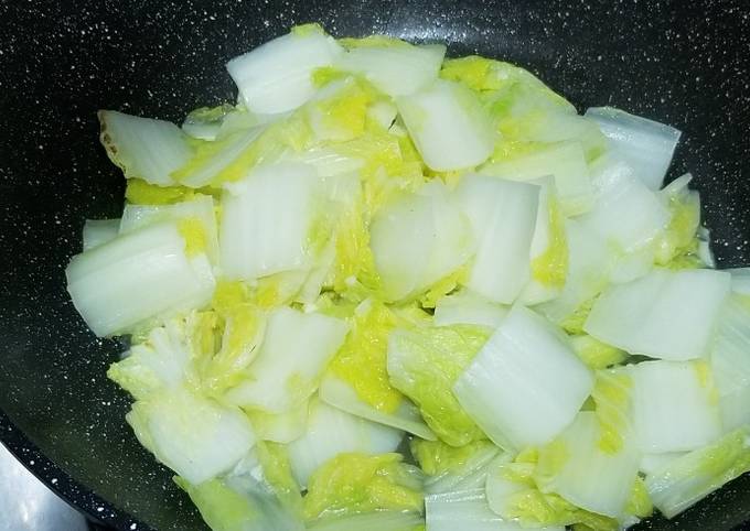 Recipe of Any-night-of-the-week Pan Fry Garlic Baby Chinese Cabbage 蒜蓉炒娃娃菜