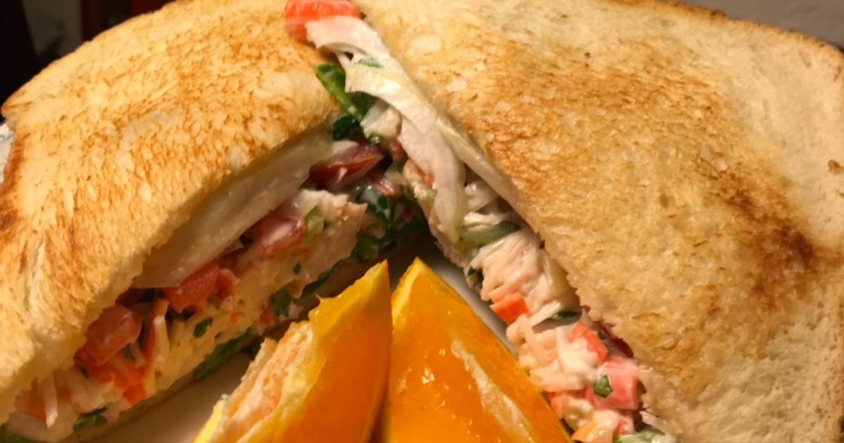 Irresistible crab meat sandwich recipes to savor