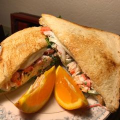 A picture of S.A.C(Shrimps and Artificial Crabs) Sandwich.