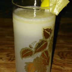 A picture of Pineapple lemon juice.