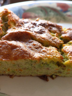 Una foto de Soufflé de brócoli y zanahoria