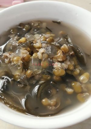 Hình của món Chè đậu xanh phổ tai nha đam.